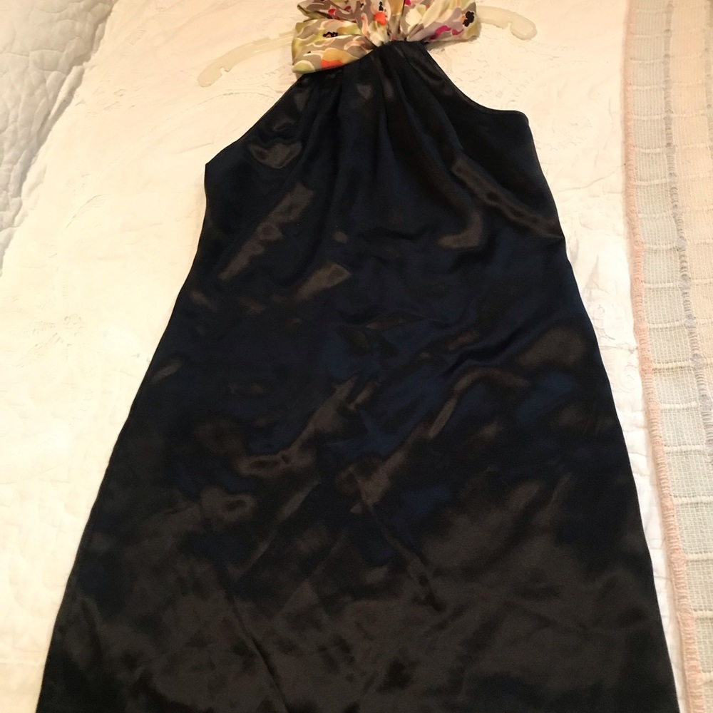 TED BAKER HALTER DRESS XS (model is a 0-2) - Picture 11 of 16